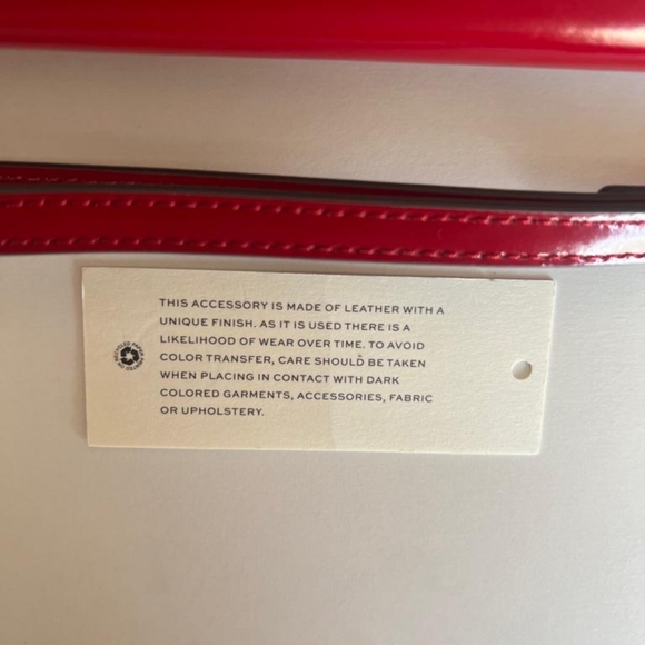 Tory Burch Red Wristlet Zip Wallet NWT - Picture 2 of 5